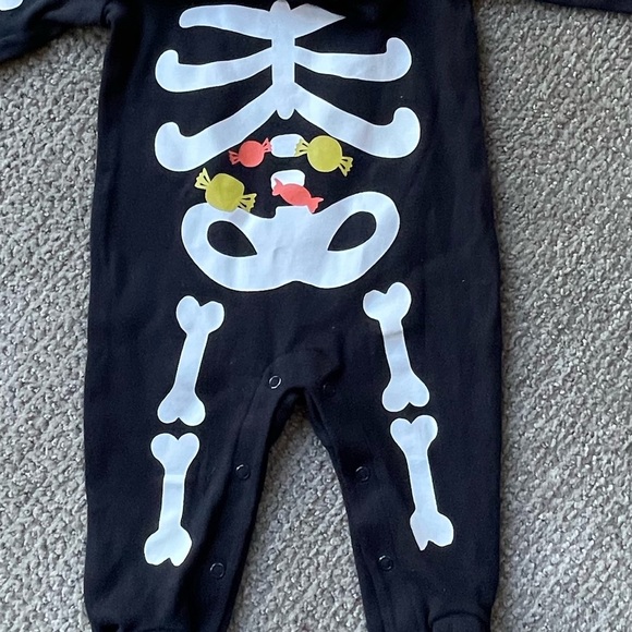 Carter's Baby Sleep N' Play Just One You 2 Pieces Size 6 Months - Picture 12 of 13